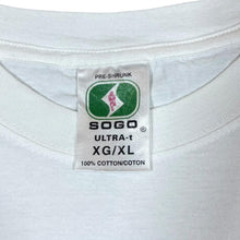 Load image into Gallery viewer, Vintage I KNOW EVERYTHING Novelty Spellout Graphic White T-Shirt