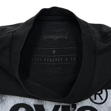 Load image into Gallery viewer, Levi's Classic Tab Logo Spellout Black Graphic T-Shirt