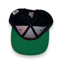 Load image into Gallery viewer, Deadstock Vintage Drew Pearson (1992) NCAA MIAMI HURRICANES Colour Block Embroidered Baseball Cap