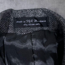 Load image into Gallery viewer, Vintage Gianfranco Ruffini Grey Herringbone Tweed Camel Hair Blend Blazer Jacket