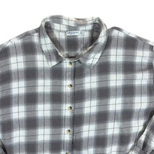 Load image into Gallery viewer, ARIZONA JEANS CO Grey White Plaid Check Long Sleeve Cotton Flannel Shirt