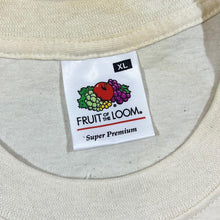 Load image into Gallery viewer, Vintage HOBGOBLIN "Extra Strong Ale" Wychwood Brewery Drinks Souvenir Spellout Graphic T-Shirt