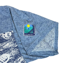 Load image into Gallery viewer, Vintage 90's SURF TRIBE Surfer Patterned Spellout Graphic Blue T-Shirt