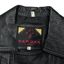 Load image into Gallery viewer, Vintage 90's SARDAR Made In England Genuine Real Black Leather Cafe Racer Biker Jacket