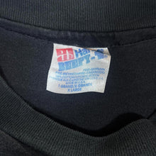 Load image into Gallery viewer, Vintage 90's HANES Embroidered Mini Logo Black Single Stitch T-Shirt