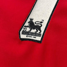 Load image into Gallery viewer, Vintage Nike ARSENAL FC "Pires 7" Gunners 2002/03 Home Football Shirt Jersey Top