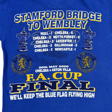 Load image into Gallery viewer, Vintage Screen Stars CHELSEA FC "2000 F.A. Cup Final" Football Souvenir Graphic Single Stitch T-Shirt