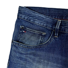 Load image into Gallery viewer, HILFIGER DENIM Tommy Hilfiger "Woody Comfort" Blue Denim Relaxed Straight Leg Jeans
