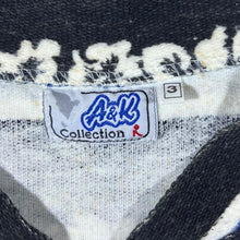 Load image into Gallery viewer, Vintage 90's A&K Collection Hawaiian Floral Surfer Patterned Lace Neck Sweatshirt Top