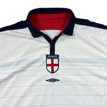 Load image into Gallery viewer, Vintage UMBRO ENGLAND 2003/2005 Football Embroidered Emblem Reversible Football Shirt Jersey