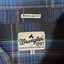Load image into Gallery viewer, WRANGLER "Regular Fit" Western Multi Plaid Check Short Sleeve Cotton Shirt
