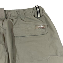 Load image into Gallery viewer, THE NORTH FACE TNF Classic Beige Belted Cargo Hiking Outdoor Utility Trousers