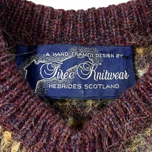 Load image into Gallery viewer, Vintage 90's TREE KNITWEAR Hebrides Scotland Mohair Shetland Wool Patterned Knit Sweater Jumper