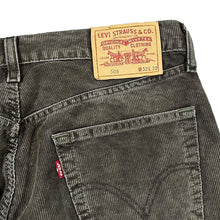 Load image into Gallery viewer, LEVI'S 508 Classic Brown Corduroy Cord Straight Leg Trousers