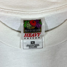 Load image into Gallery viewer, Vintage JOE'S CRAB SHACK "Peace Love & Crabs" Souvenir Graphic White T-Shirt