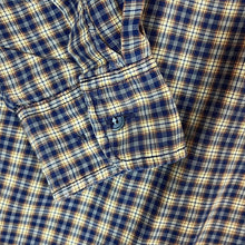 Load image into Gallery viewer, Vintage CAMEL COLLECTION Plaid Check Long Sleeve Button-Up Shirt