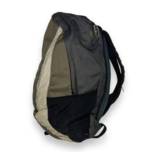 Load image into Gallery viewer, BERGHAUS "Twenty Four Seven" System Flow Hiking Outdoor Rucksack Backpack Bag