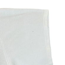 Load image into Gallery viewer, Vintage HARD ROCK CAFE "Atlantic City" Classic Souvenir Logo Spellout Graphic T-Shirt