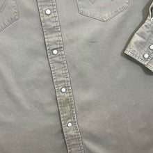 Load image into Gallery viewer, Vintage Wrangler Cowboy Western Pearl Snap Popper Heavy Cotton Distressed Shirt