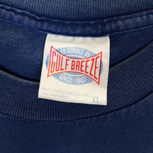 Load image into Gallery viewer, Vintage 90's CAPE HATTERAS North Carolina Embroidered Wildlife Souvenir Graphic Single Stitch T-Shirt