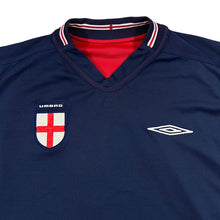 Load image into Gallery viewer, Early 00's UMBRO ENGLAND Football Embroidered Emblem Reversible Football Shirt Jersey