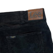 Load image into Gallery viewer, LEE "Motion Stretch" Classic Black Corduroy Cord Straight Leg Trousers