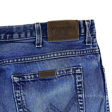 Load image into Gallery viewer, Early 00's WRANGLER "Regular" Classic Blue Denim Distressed Straight Leg Jeans