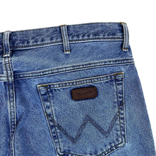 Load image into Gallery viewer, Early 00's WRANGLER "Regular Fit" Classic Blue Denim Straight Leg Jeans