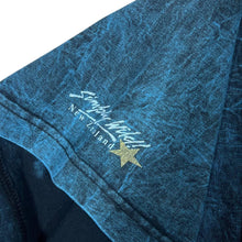 Load image into Gallery viewer, Vintage NEW ZEALAND KIWI "Untamed Wilderness" Souvenir Graphic Tie Dye T-Shirt