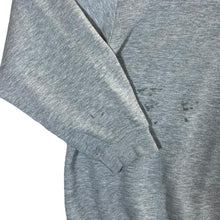 Load image into Gallery viewer, Vintage REEBOK Classic Embroidered Mini Logo Grey Crewneck Sweatshirt