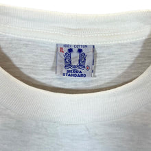 Load image into Gallery viewer, Vintage 90's Sierra Teez SPIN DOCTORS "Retail Crew" Music Band Graphic T-Shirt