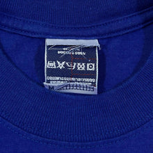 Load image into Gallery viewer, Vintage Jerzees CHELSEA FC "F.A. Cup Winners 2000" Football Souvenir Spellout Graphic T-Shirt