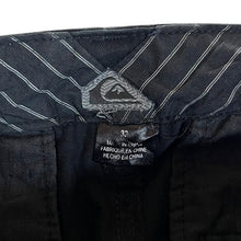 Load image into Gallery viewer, QUIKSILVER Classic Straight Leg Black Skater Chino Pants Trousers