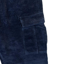 Load image into Gallery viewer, TIMBERLAND "Relaxed Tapered" Navy Blue Corduroy Cord Cargo Trousers