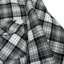 Load image into Gallery viewer, Early 00's WATSON'S Lumberjack Plaid Check Lightly Padded Flannel Over Shirt