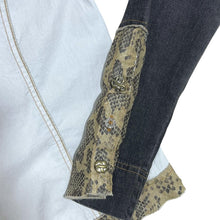 Load image into Gallery viewer, Western Style Snakeskin Patterned Cotton Elastane Long Sleeve Shirt