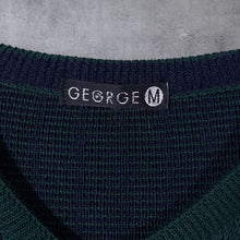 Load image into Gallery viewer, Vintage Wallace & Gromit Embroidered Patch Green Acrylic Cotton Sweater Jumper