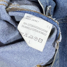 Load image into Gallery viewer, Early 00's LEE RIDERS Classic Blue Denim Trucker Jacket