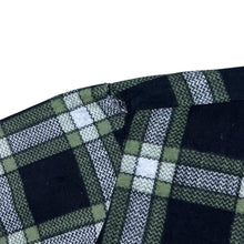 Load image into Gallery viewer, Vintage Faoyun Black Green Plaid Check Long Sleeve Cotton Flannel Shirt