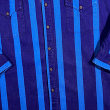 Load image into Gallery viewer, Vintage MWG Canadian Outdoors Blue Striped Long Sleeve Button-Up Cotton Shirt