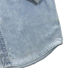 Load image into Gallery viewer, Vintage LEVI'S Classic Blue Wash Denim Metal Button Long Sleeve Shirt