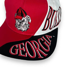 Load image into Gallery viewer, Deadstock Vintage Drew Pearson (1992) NCAA GEORGIA BULLDOGS Colour Block Embroidered Baseball Cap