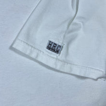 Load image into Gallery viewer, Vintage 90's Hard Rock Cafe "Niagara Falls" Souvenir Logo Graphic White T-Shirt