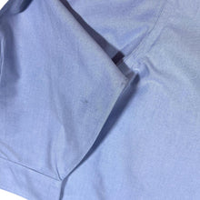 Load image into Gallery viewer, Vintage L.L.BEAN "Traditional Fit" Classic Blue Long Sleeve Cotton Button-Up Shirt
