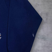 Load image into Gallery viewer, Vintage Jerzees "Yellowstone National Park" Souvenir Graphic Navy Blue Sweatshirt