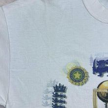 Load image into Gallery viewer, Vintage Screen Stars ICC Cricket World Cup 1999 Souvenir Graphic White T-Shirt