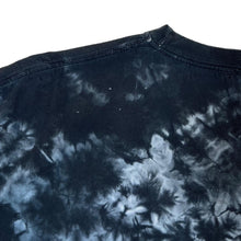 Load image into Gallery viewer, Vintage VOLCAN ARENAL "Costa Rica" Souvenir Volcano Graphic Navy Blue Tie Dye T-Shirt