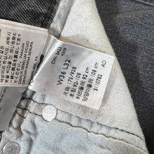 Load image into Gallery viewer, LEVI'S 505 Classic Washed Grey Denim Straight Leg Jeans