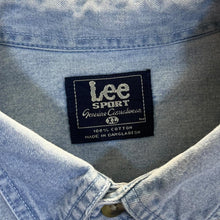 Load image into Gallery viewer, Vintage Lee MLB New York Yankees "2000 Champions" Long Sleeve Button-Up Blue Denim Shirt