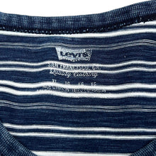 Load image into Gallery viewer, LEVI'S Classic Essential Multi Striped Stretch Cotton Pocket T-Shirt